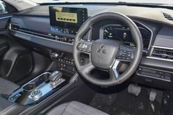 2025 Mitsubishi
Outlander Aspire