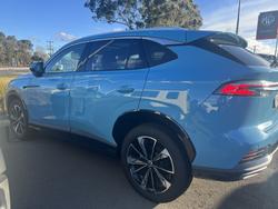 2024 MG HS