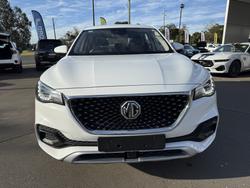 2022 MG HS