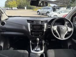 2020 Nissan
Navara SL