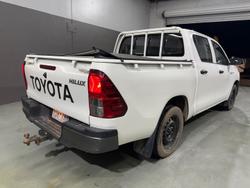 2020 Toyota
Hilux Workmate