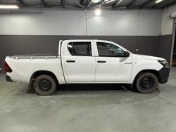 2020 Toyota
Hilux Workmate