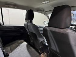 2020 Toyota
Hilux Workmate