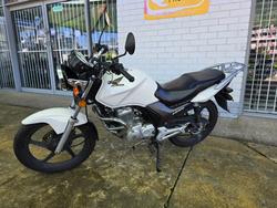 2016 HONDA CB125E White