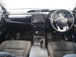 2021 Toyota
                Hilux SR