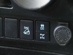 2021 Toyota
                Hilux SR