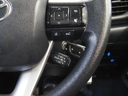2021 Toyota
                Hilux SR