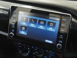 2021 Toyota
                Hilux SR