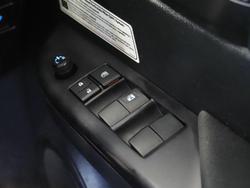 2021 Toyota
                Hilux SR