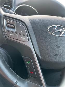 2017 Hyundai
Santa Fe Elite
