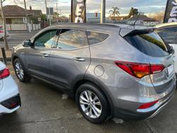 2017 Hyundai
Santa Fe Elite