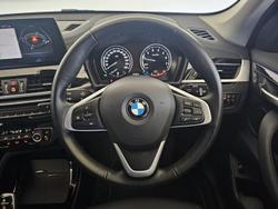 2022 BMW
                X1 sDrive18i