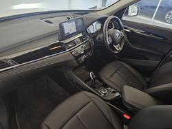 2022 BMW
                X1 sDrive18i