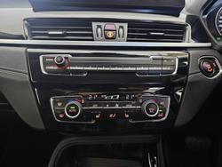 2022 BMW
                X1 sDrive18i