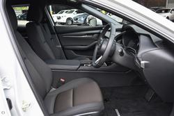 2025 Mazda
3 G20 Pure