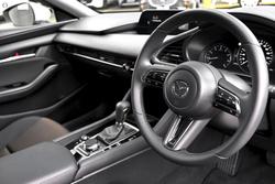 2025 Mazda
3 G20 Pure