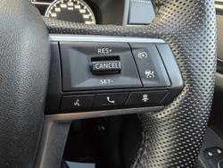 2022 Mitsubishi
Outlander LS