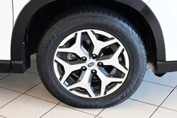 2022 Subaru
                Forester 2.5i-L