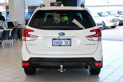2022 Subaru
                Forester 2.5i-L