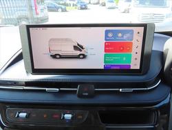 2025 LDV
Deliver 9