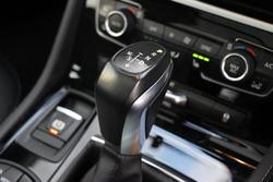 2016 BMW 2 Series 220i Sport Line