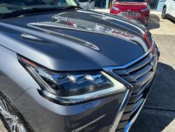 2018 Lexus
LX 450d