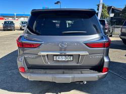 2018 Lexus
LX 450d