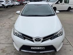 2014 Toyota
Corolla Ascent Sport