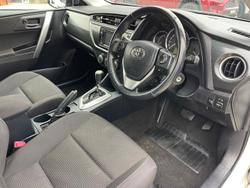 2014 Toyota
Corolla Ascent Sport