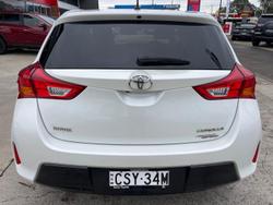 2014 Toyota
Corolla Ascent Sport