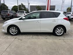 2014 Toyota
Corolla Ascent Sport