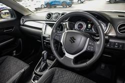 2024 Suzuki
Vitara Turbo