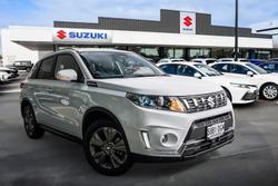 2024 Suzuki
Vitara Turbo