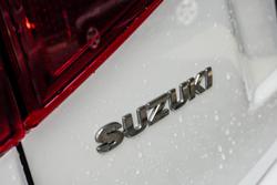 2024 Suzuki
Vitara Turbo