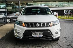 2024 Suzuki
Vitara Turbo