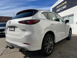2024 Mazda
CX-5 G35 Akera
