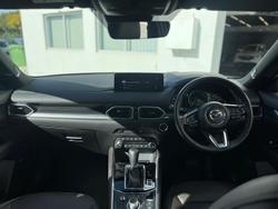 2024 Mazda
CX-5 G35 Akera