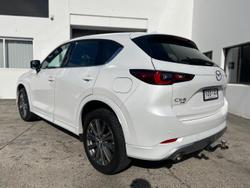 2024 Mazda
                CX-5 G35 Akera