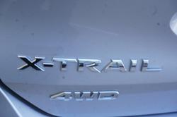 2018 Nissan
                X-TRAIL ST