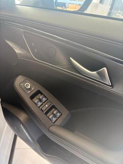 2024 GWM
                Haval Jolion Lux