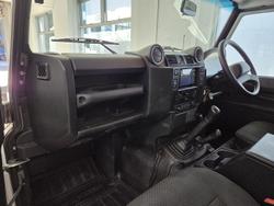 2012 Land Rover
Defender