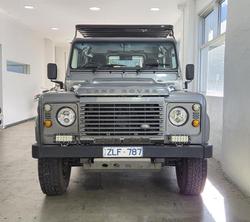 2012 Land Rover
Defender