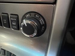 2013 Nissan Navara ST-X 550 D40 Series 5 4X4 Dual Range Silver Lightning