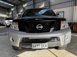 2013 Nissan Navara ST-X 550 D40 Series 5 4X4 Dual Range Silver Lightning