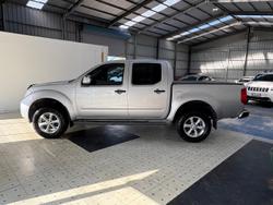 2013 Nissan Navara ST-X 550 D40 Series 5 4X4 Dual Range Silver Lightning
