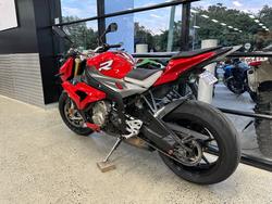 2016 BMW Motorrad S 1000 R RED