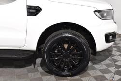 2019 Ford
Everest Sport