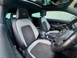 2013 Volkswagen
Scirocco R