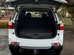 2016 Isuzu
MU-X LS-T