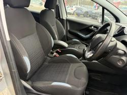 2013 Peugeot
208 Allure